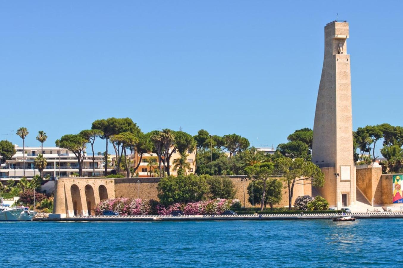 Apartmán Un Posto Al Sole Brindisi Exteriér fotografie