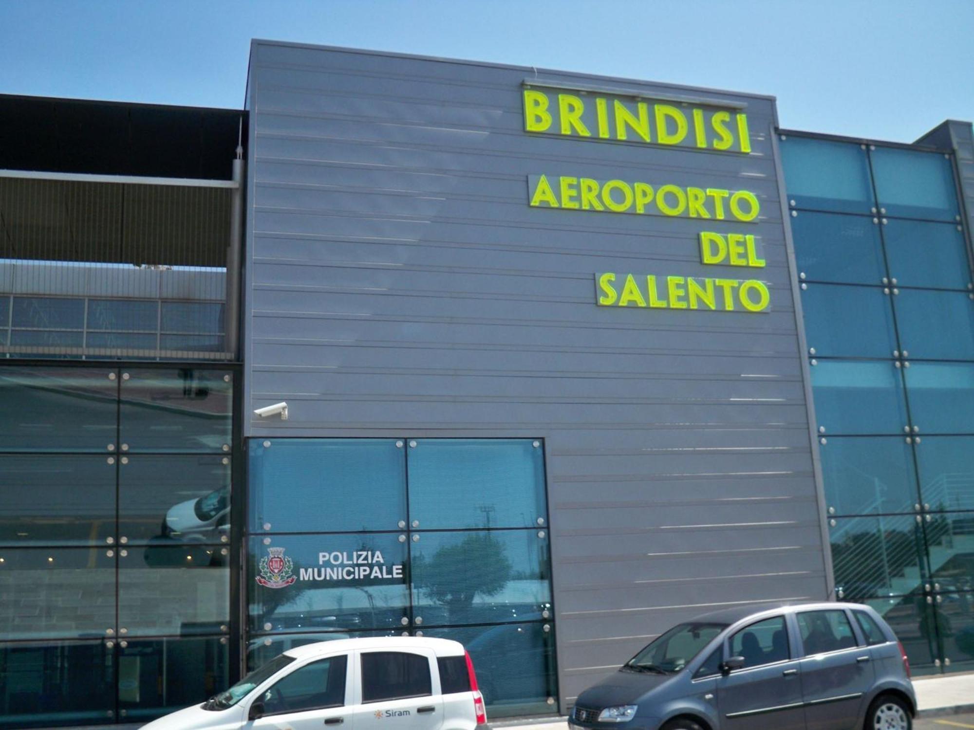 Apartmán Un Posto Al Sole Brindisi Exteriér fotografie